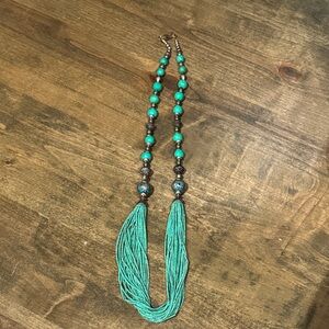 Elegant Turquoise Beaded Necklace